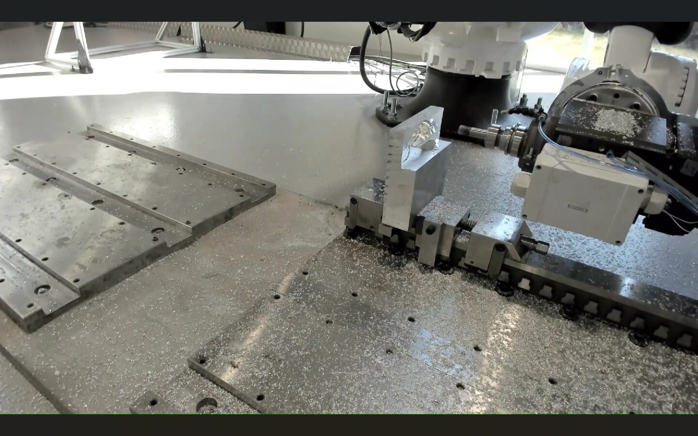 Robot Milling